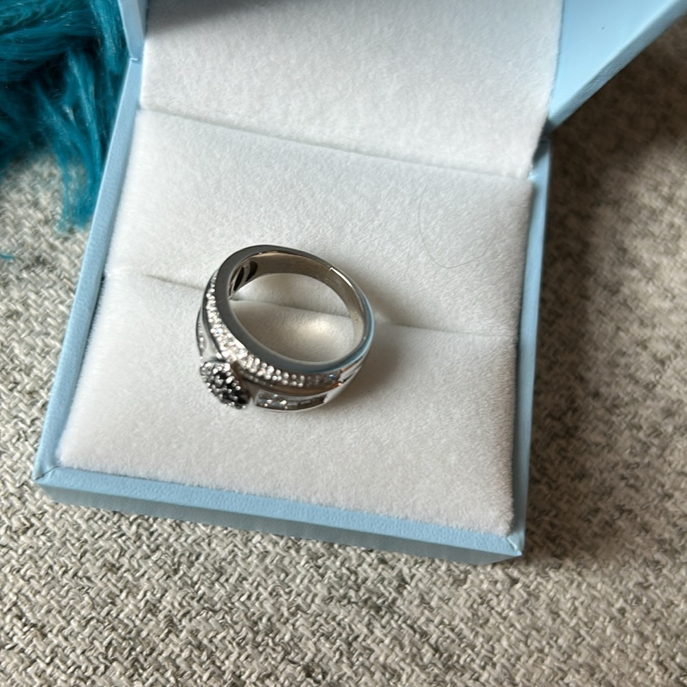 Heart ring - Picture 7 of 13